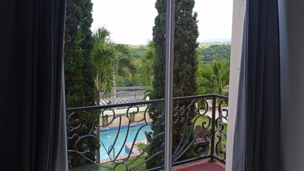 Altos De Fontana Hotell Managua Exteriör bild