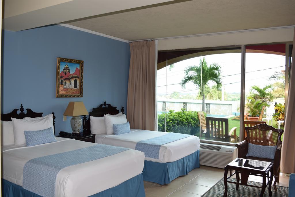 Altos De Fontana Hotell Managua Exteriör bild