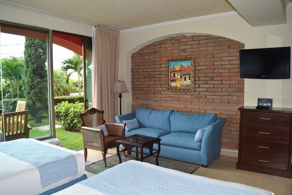 Altos De Fontana Hotell Managua Exteriör bild