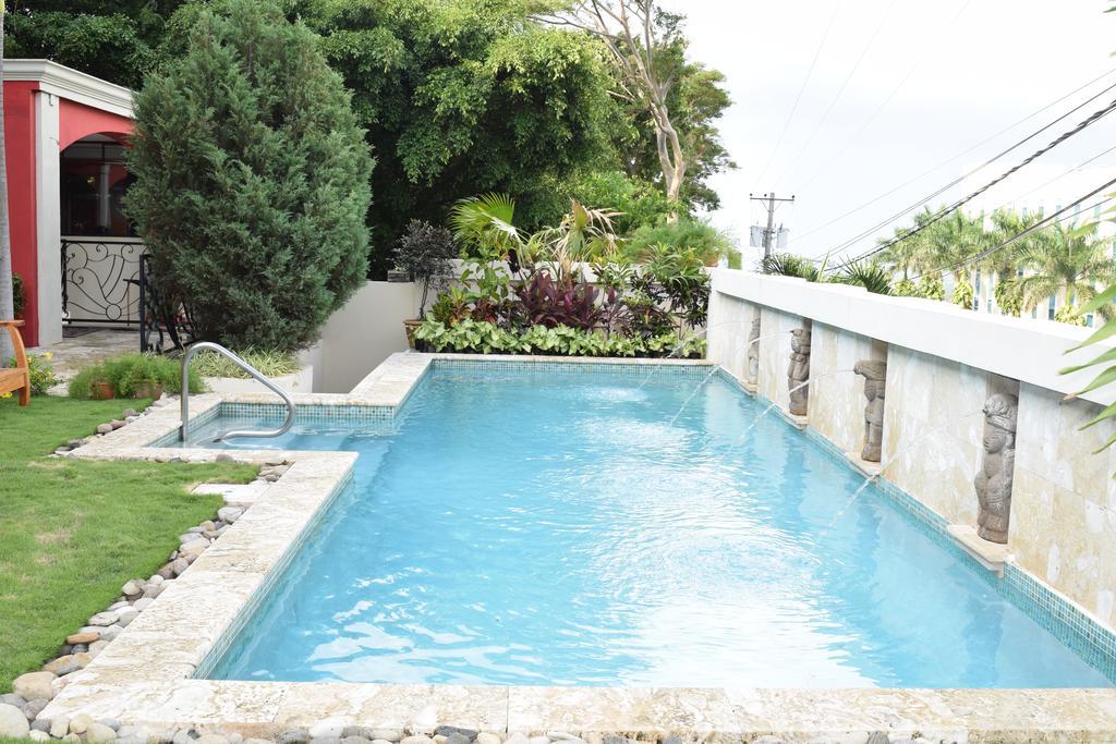 Altos De Fontana Hotell Managua Exteriör bild