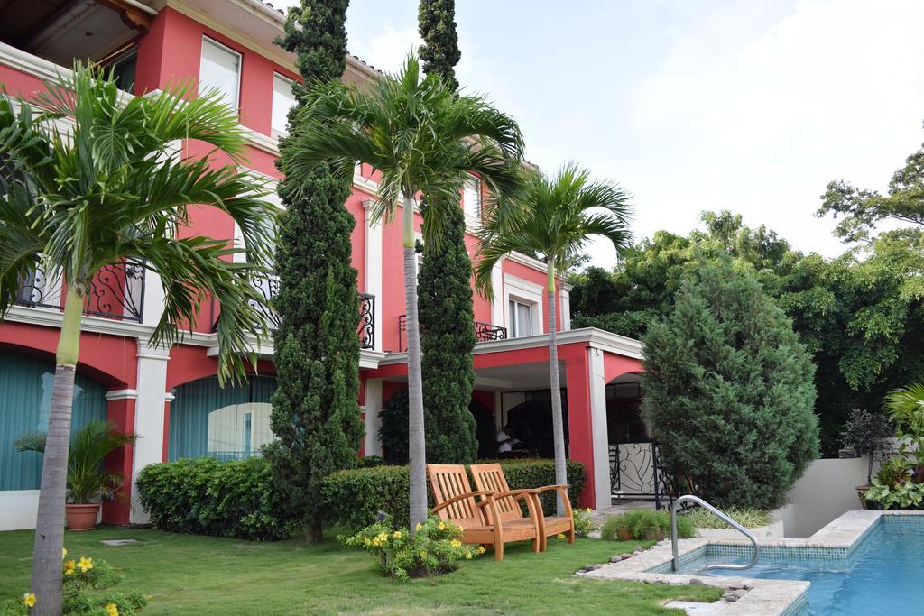 Altos De Fontana Hotell Managua Exteriör bild