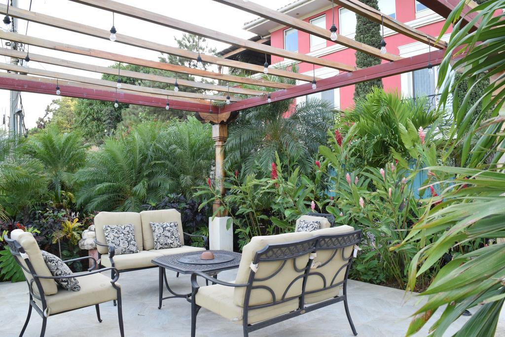 Altos De Fontana Hotell Managua Exteriör bild