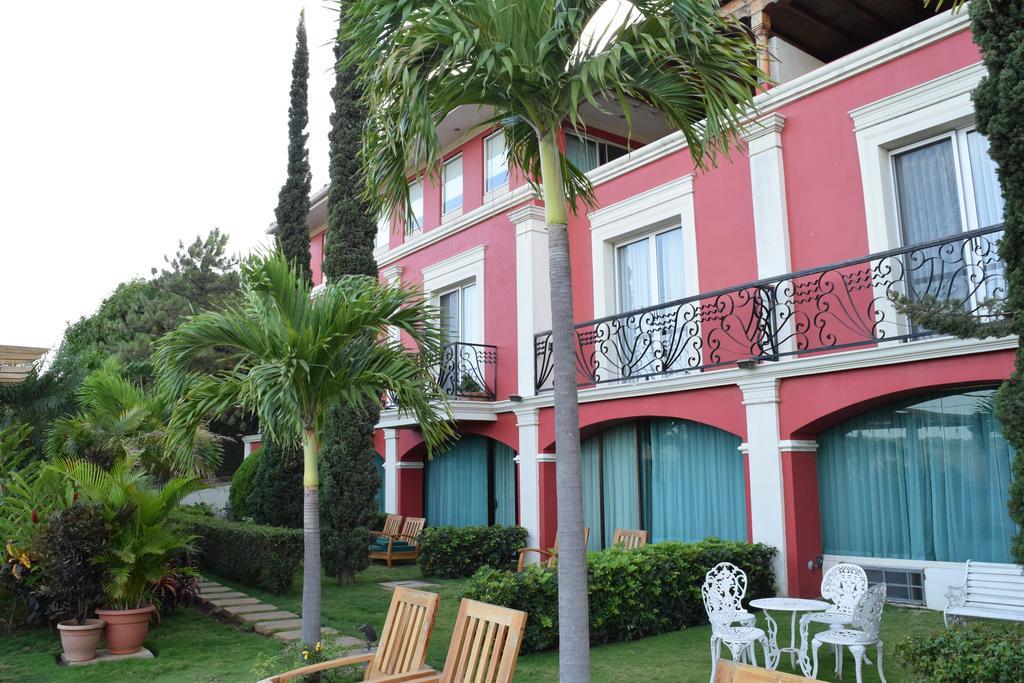 Altos De Fontana Hotell Managua Exteriör bild