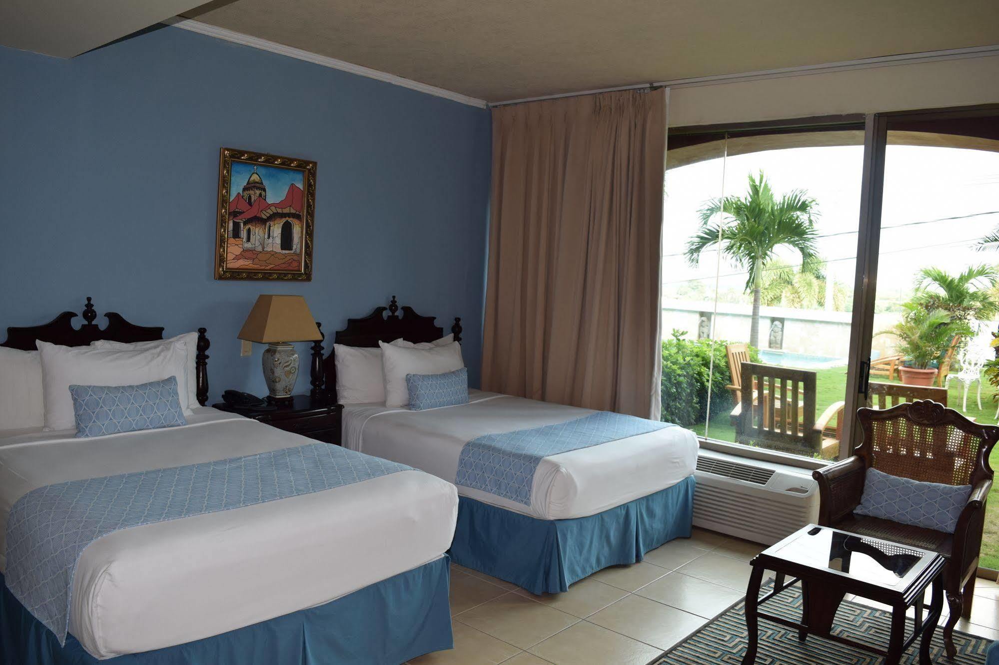 Altos De Fontana Hotell Managua Exteriör bild