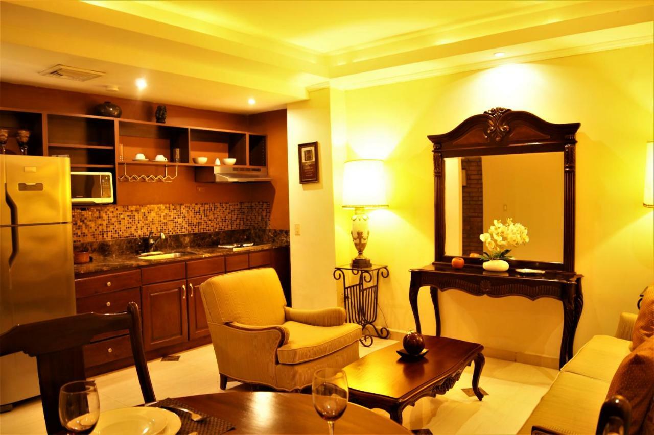 Altos De Fontana Hotell Managua Exteriör bild